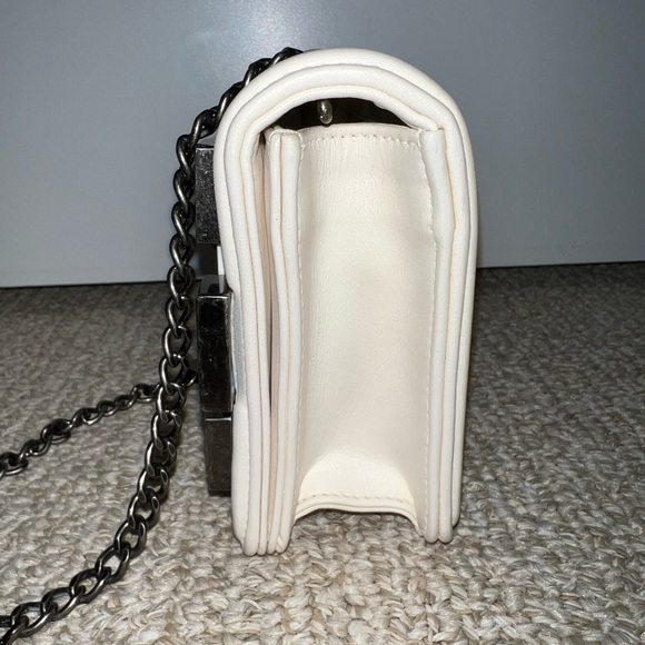 Chanel Authentic Lambskin Brick Lego White Flap Shoulder Crossbody Bag - Picture 5 of 14